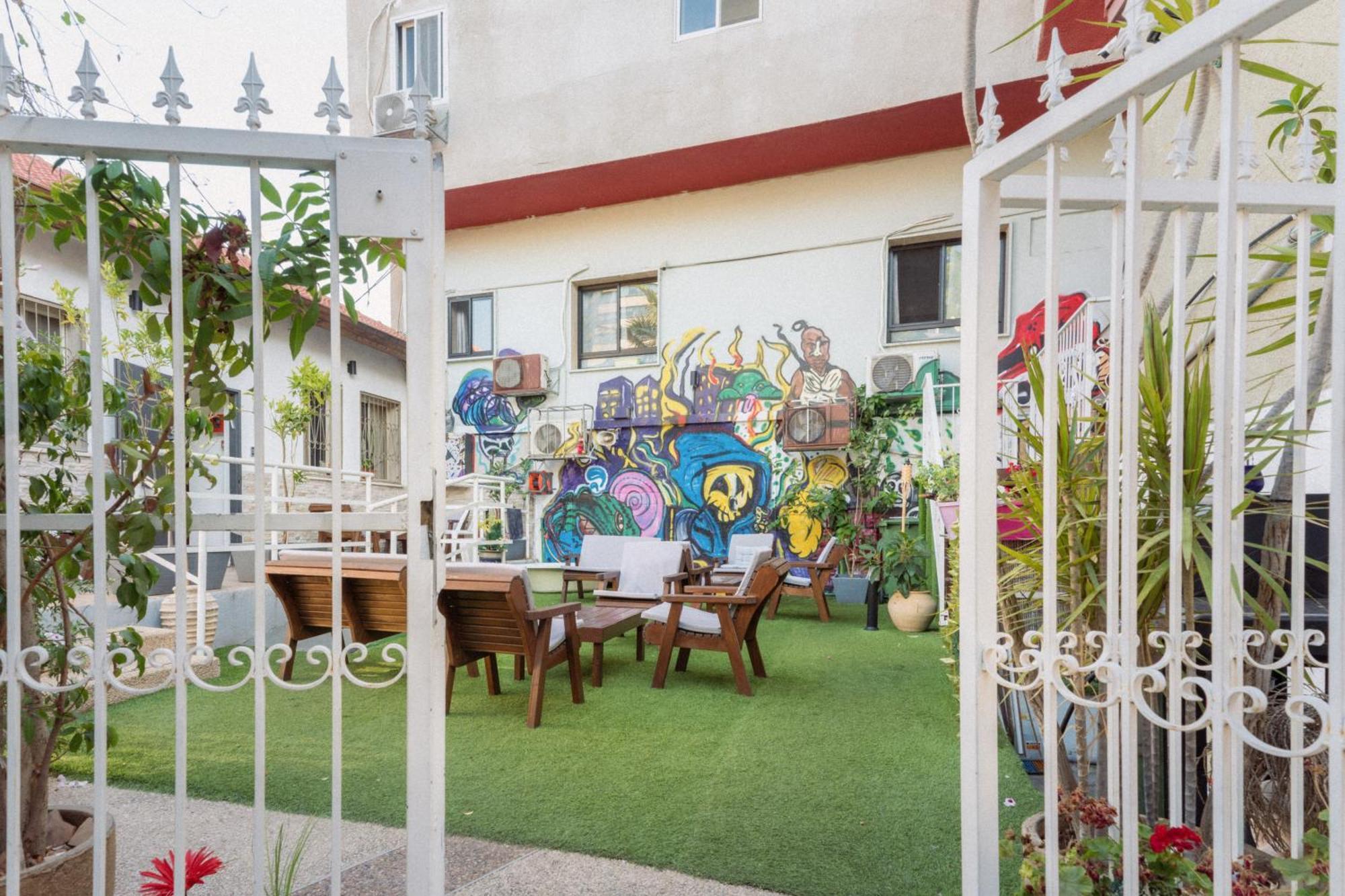 Hotel Loui Talpiot Haifa Exterior foto